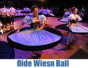 Gelungene Premiere im Deutschen Theater: Oide Wiesn Bürgerball am 07.02.2014 (©Foto: Ingrid Grossmann)